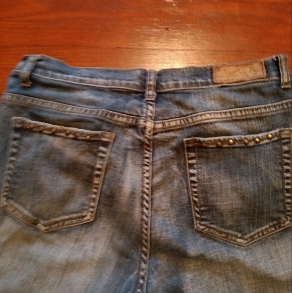 Skinny Jeans Medium Wash Boot Cut w/ Studs - Picture 3 of 5